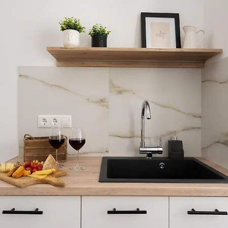 Nexus Downtown Apartment